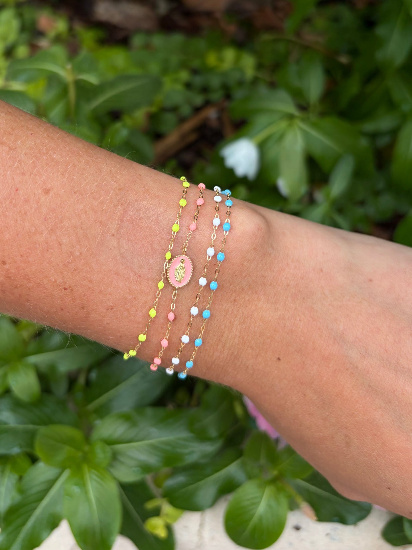 Classic Gigi Bracelet White 6.7"