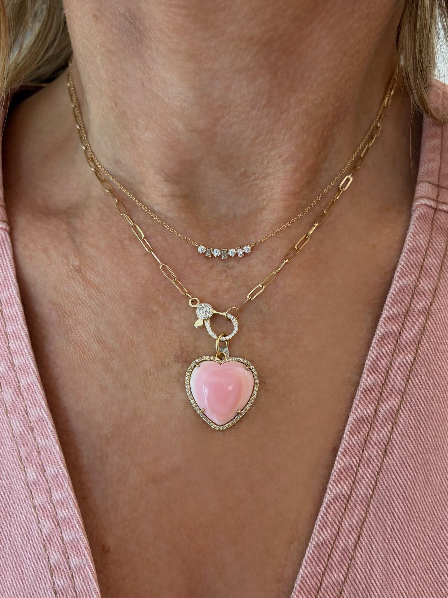 Vintage La Rose 14K Conch Shell Diamond Heart Pendant)