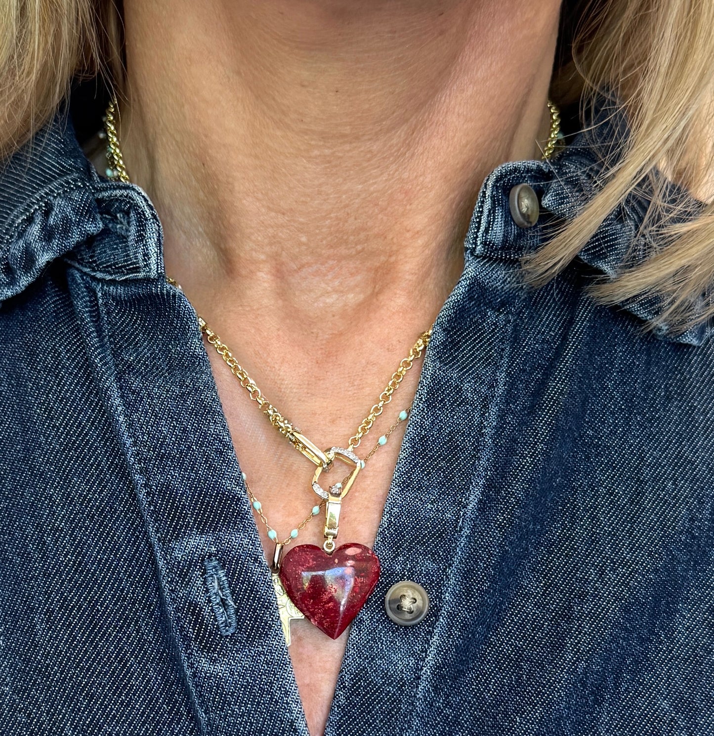 TRUNK-SHOW The Woods Red Heart