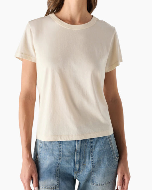 AMO Lovey Tee
