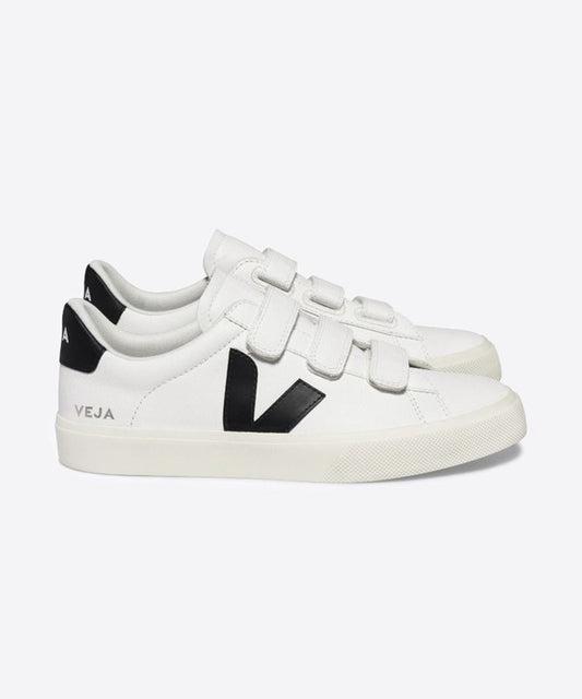 Veja Recife Sneakers- White Black