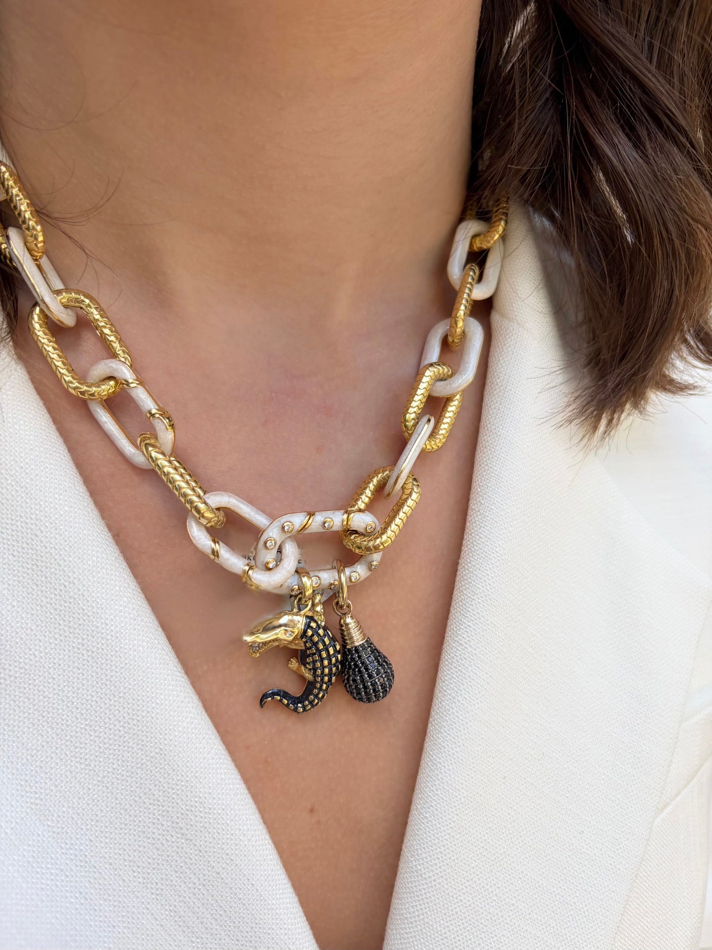 Royal Nomad Elizabeth Chain Mixed Metallic Pearl