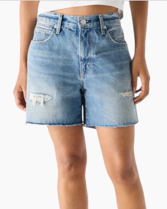 Amo Billie Short