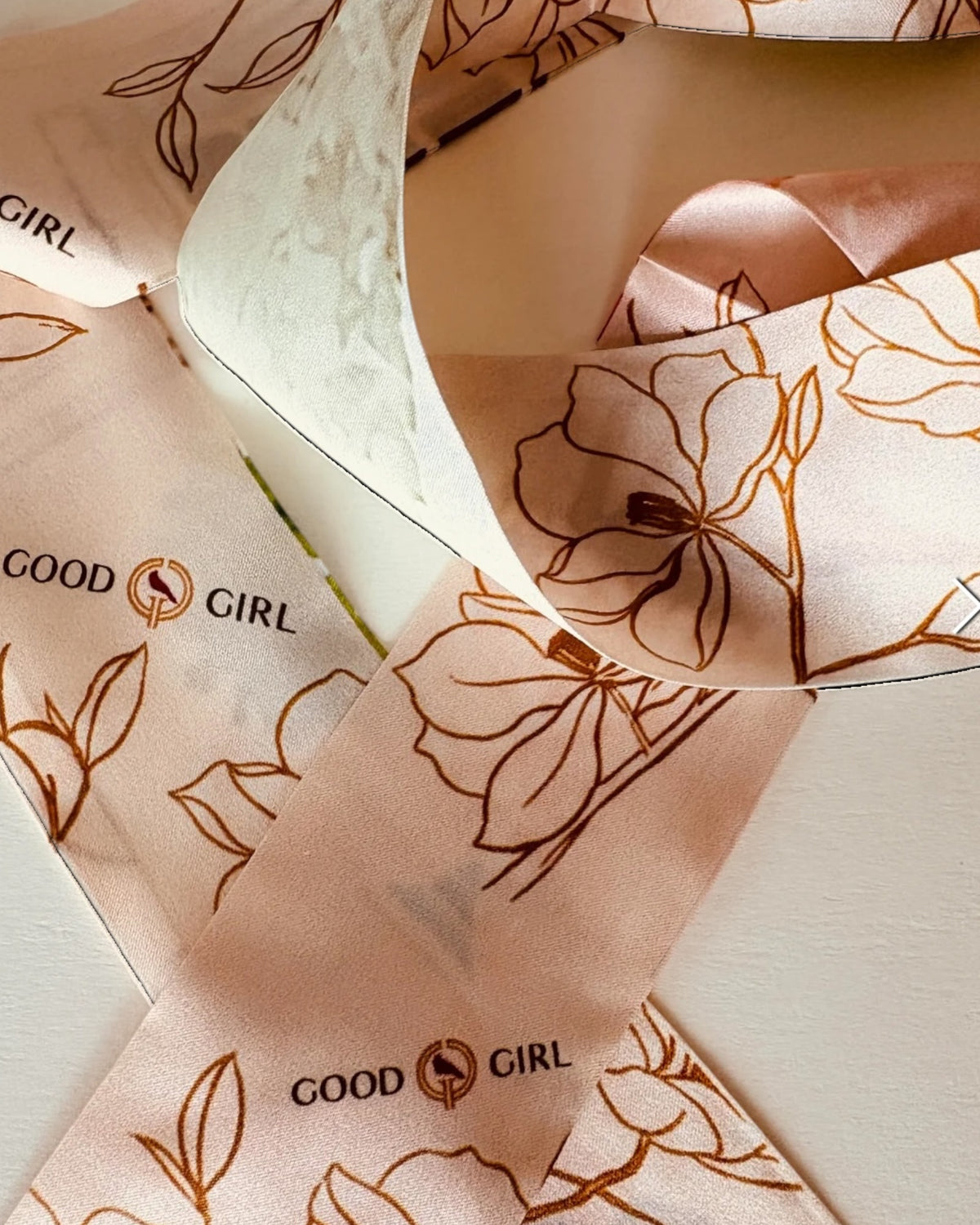 Good Girl Golf Silk Cardinal Twilly
