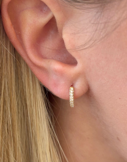 Vintage La Rose 14K Classic Diamond Huggie