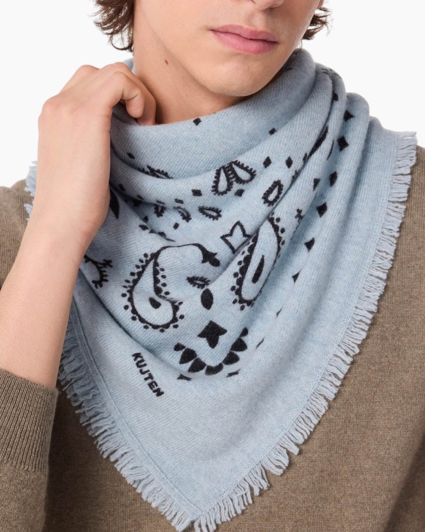 Kujten Hachiko Scarf