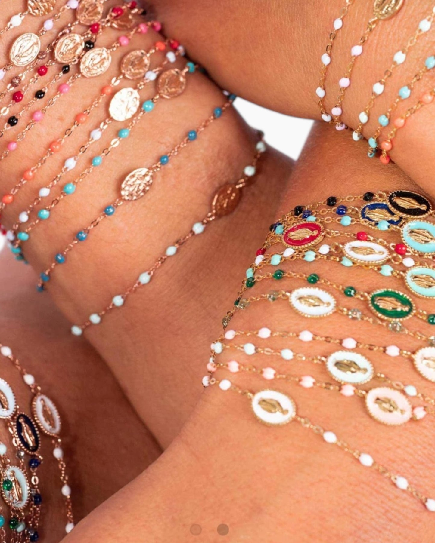 Classic Gigi Saumon Resin Madone Bracelet