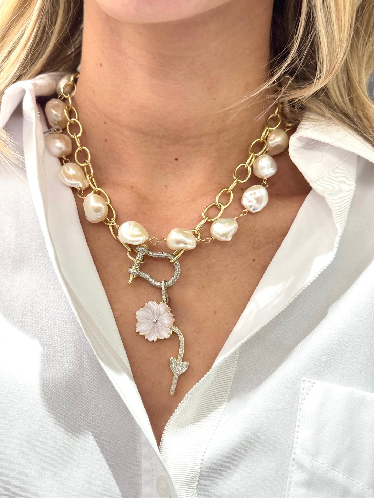 TRUNKSHOW The Woods Fine Jewelry Droopy MOP Flower