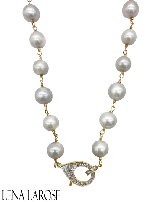 TRUNKSHOW The Woods Grey Pearl Chain 17.75"