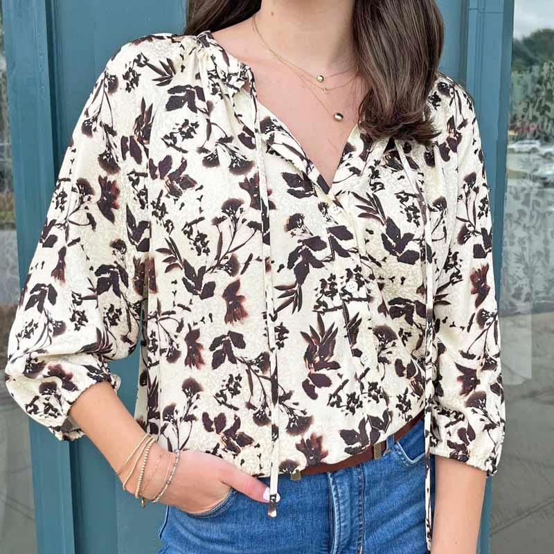 Raquel Allegra Cream Flower Poet Top