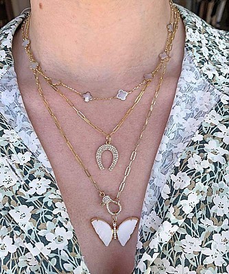 Vintage La Rose 14k Clover Necklace
